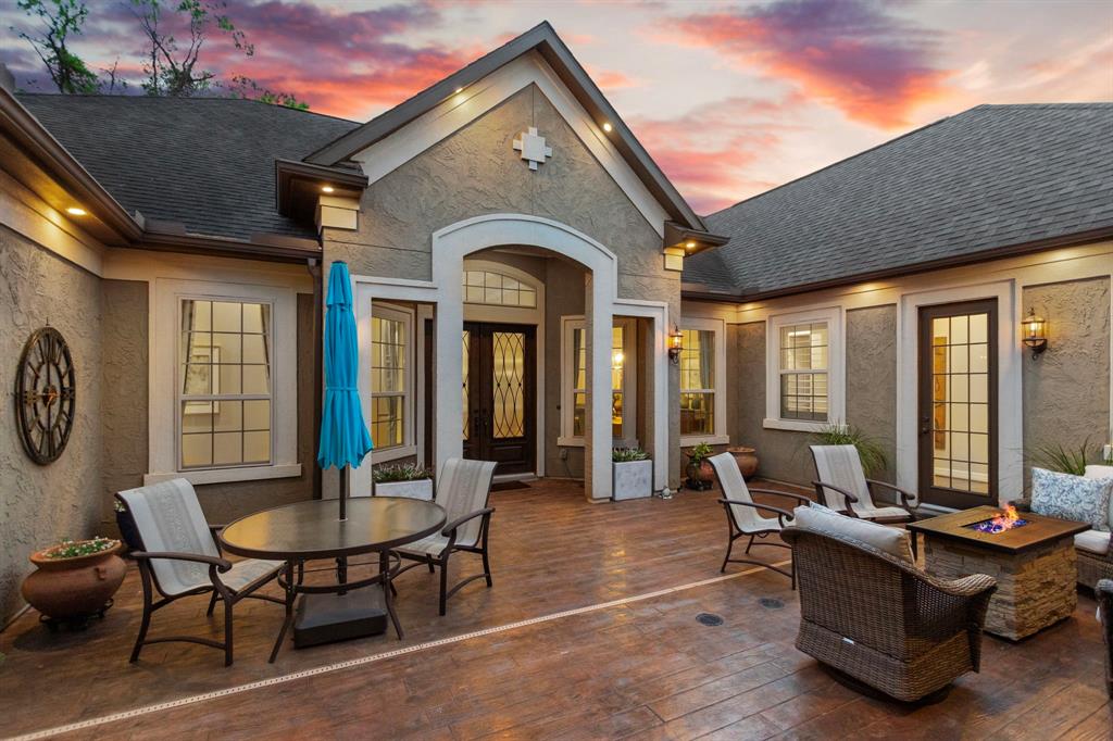 47 Aviano Circle, Missouri City, Texas image 7