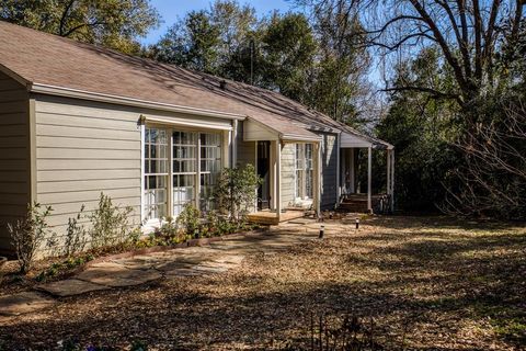 A home in Brenham