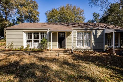 A home in Brenham