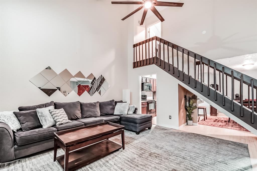 16619 Capewood Drive, Humble, Texas image 5
