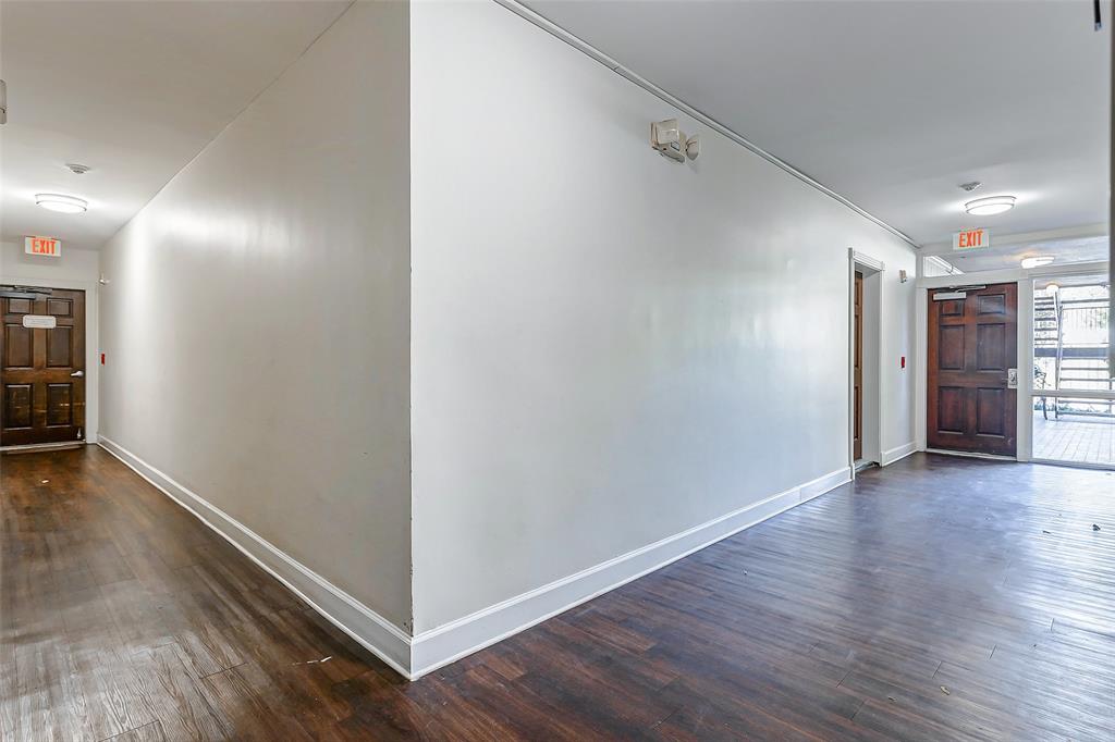 4515 Briar Hollow Place #113, Houston, Texas image 35