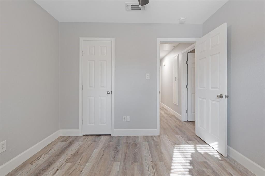 15722 Edenvale Street, Friendswood, Texas image 16