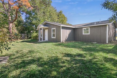 A home in Port Neches