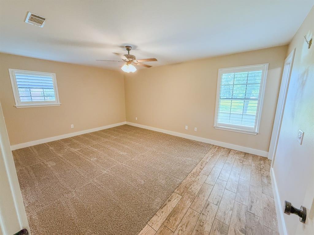 163 Hadley Creek Bend Bnd, Huntsville, Texas image 24