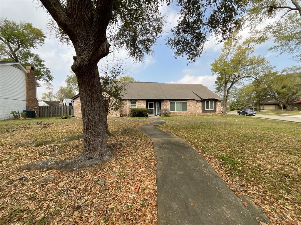 443 Bayou View Drive
