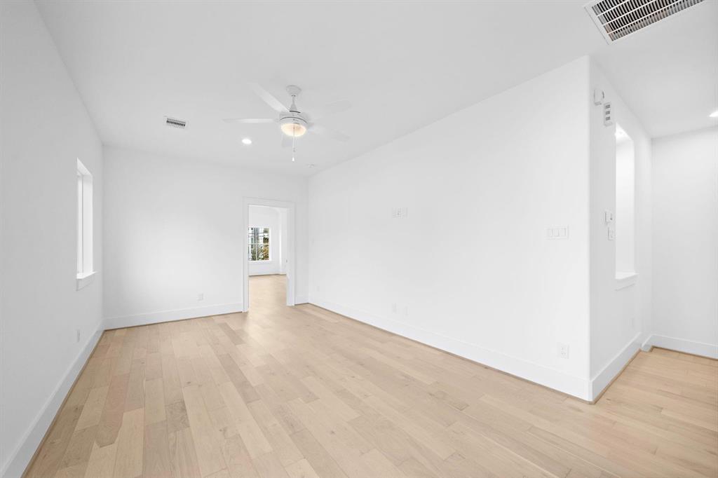 1110 E 25th Street, Houston, Texas image 29