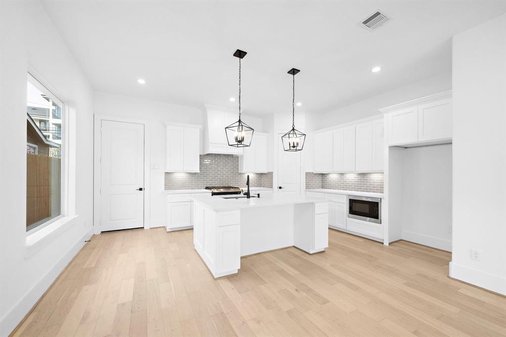 1110 E 25th Street, Houston, Texas image 12