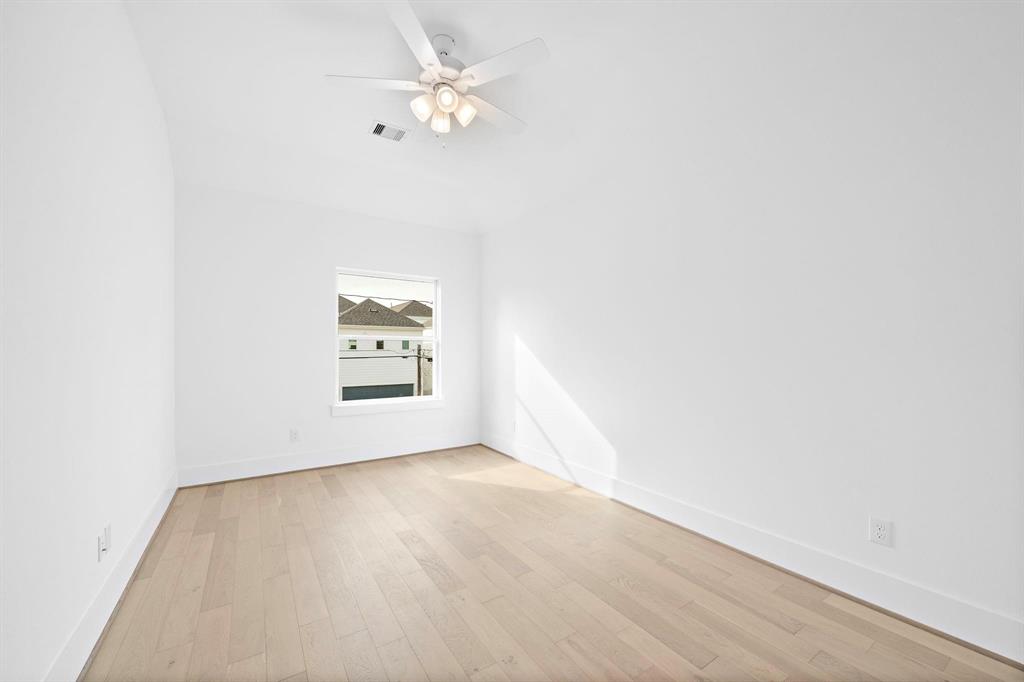 1110 E 25th Street, Houston, Texas image 31