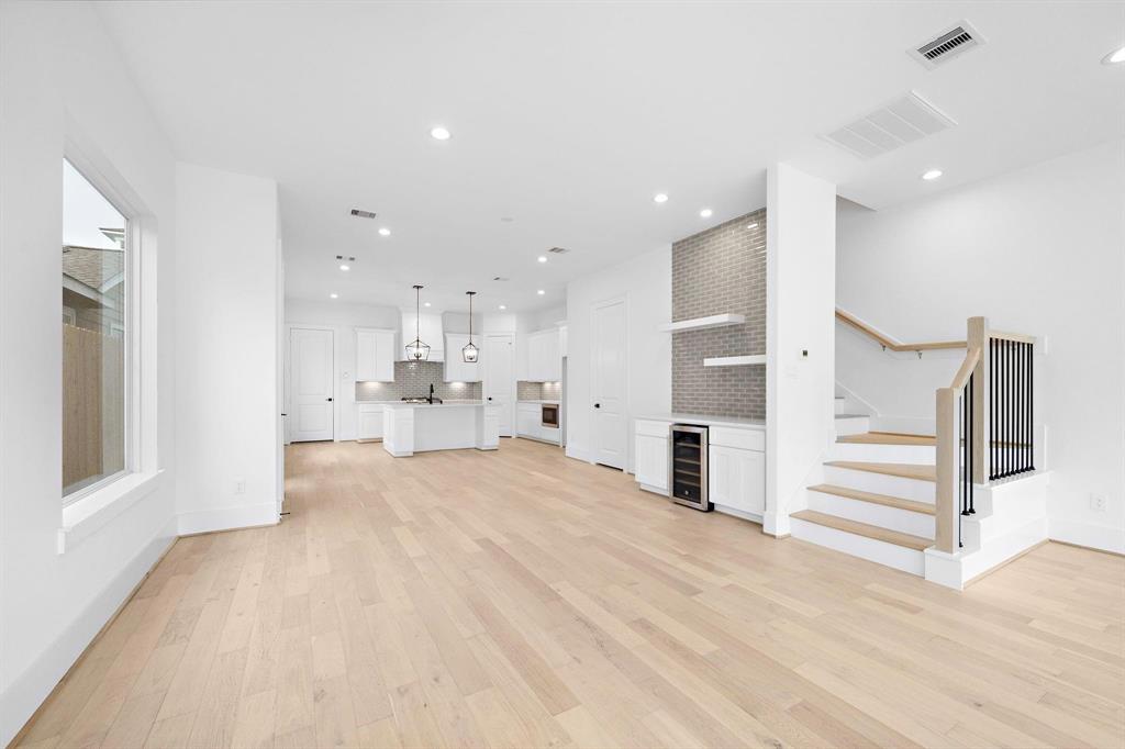 1110 E 25th Street, Houston, Texas image 4