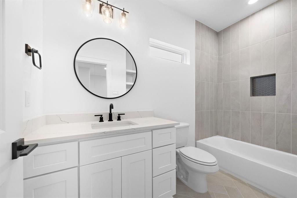 1110 E 25th Street, Houston, Texas image 33