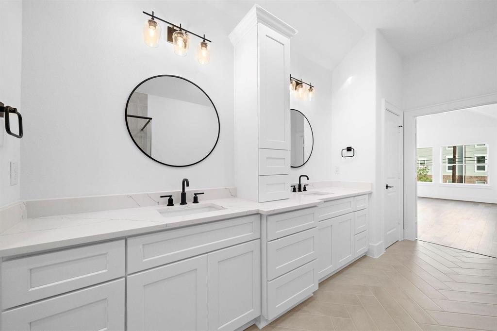 1110 E 25th Street, Houston, Texas image 25