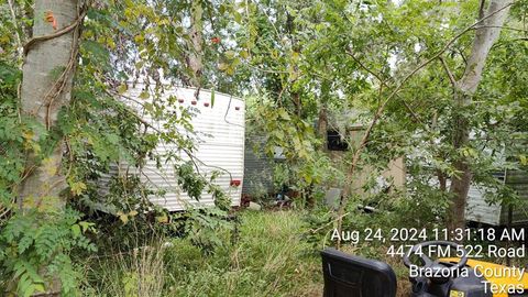 A home in Brazoria