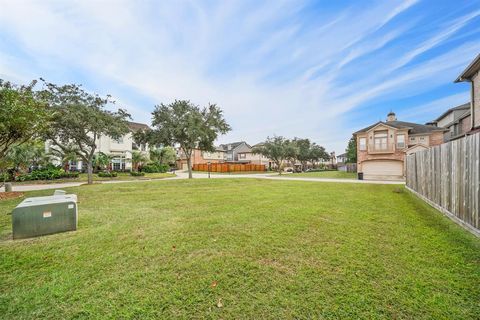  in League City TX 1306 Ketch Drive 5.jpg