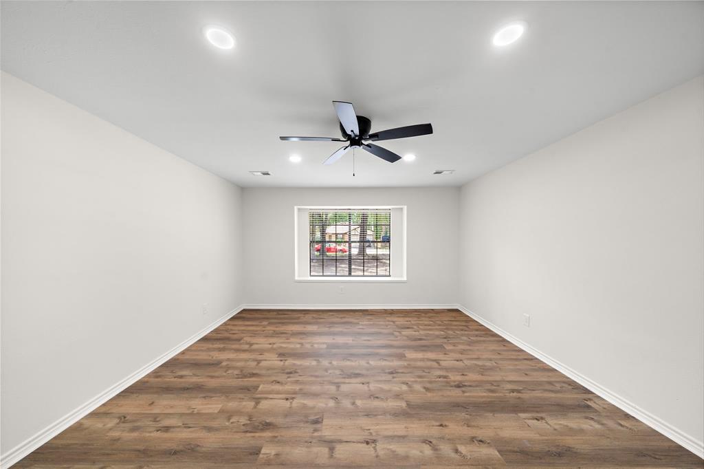 52 S High Oaks Circle, The Woodlands, Texas image 21