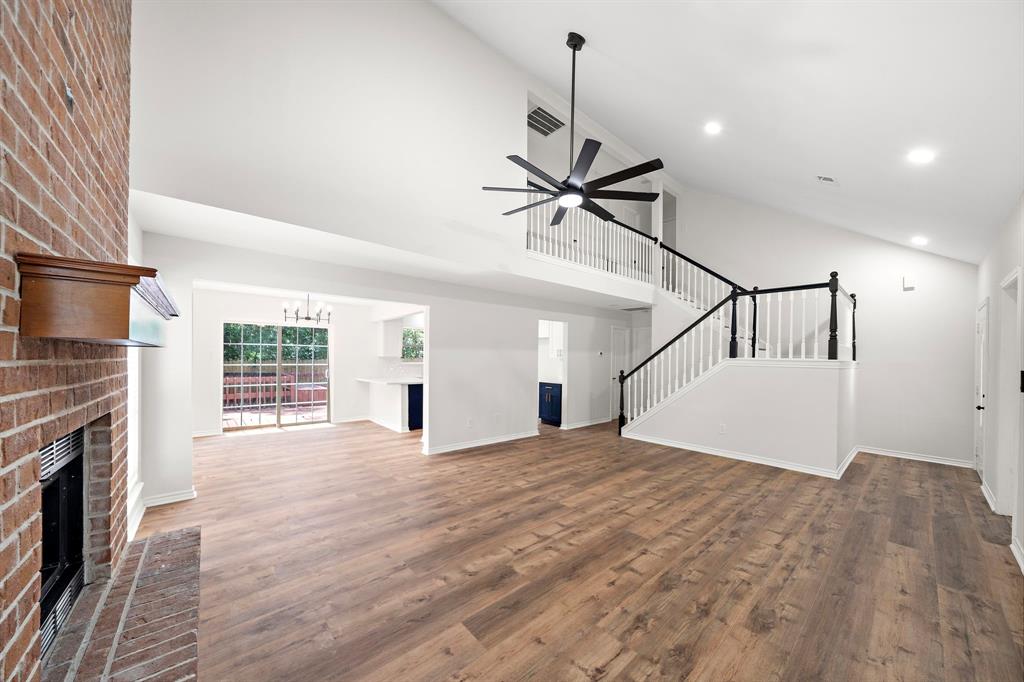 52 S High Oaks Circle, The Woodlands, Texas image 6