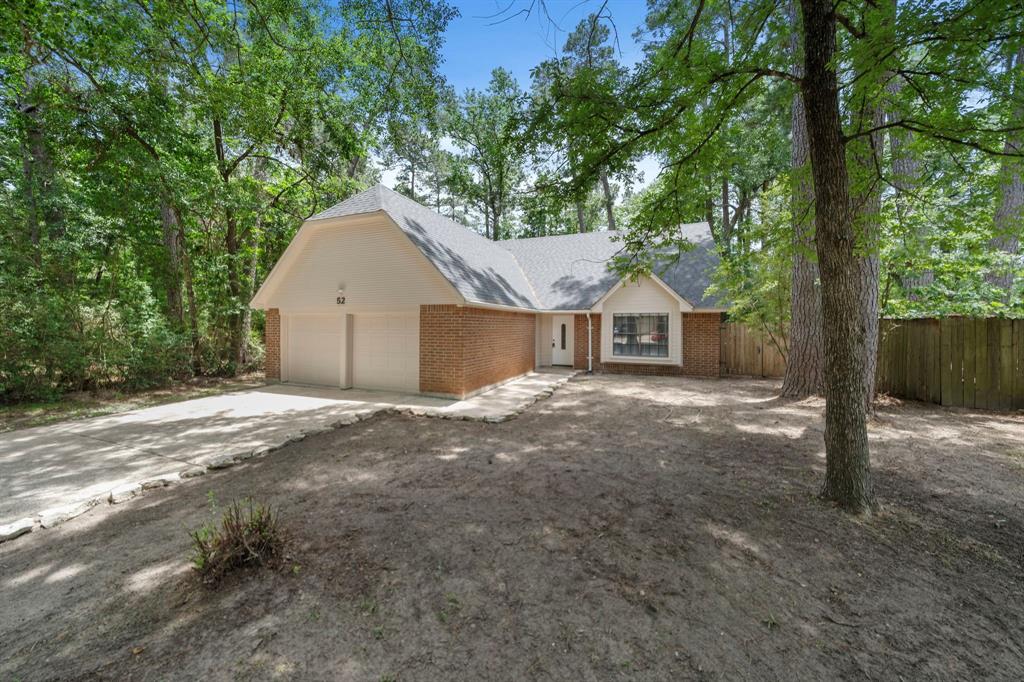 52 S High Oaks Circle, The Woodlands, Texas image 3