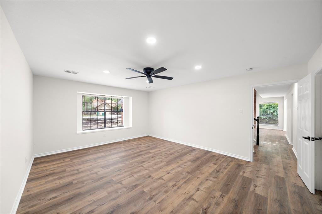 52 S High Oaks Circle, The Woodlands, Texas image 22