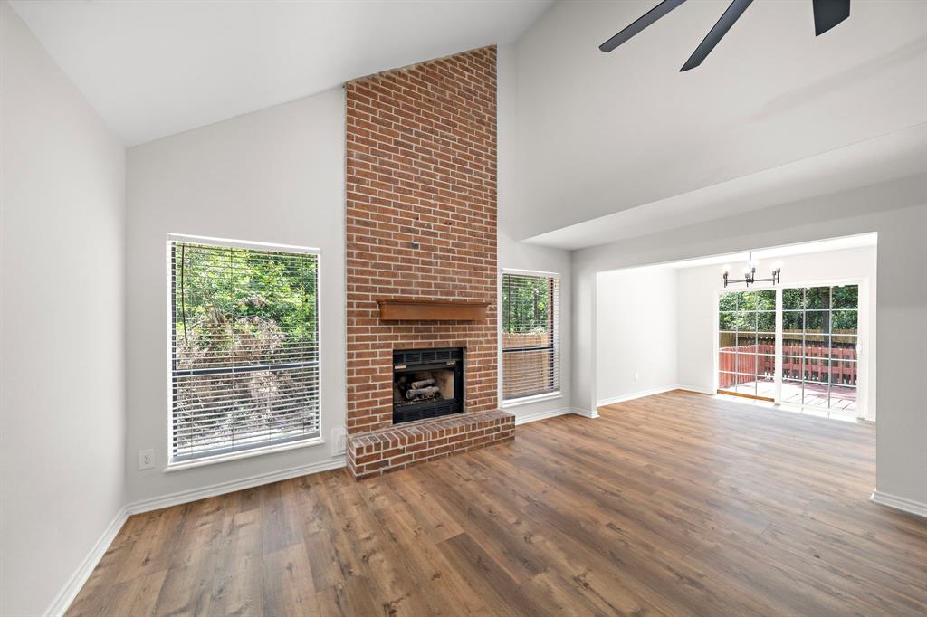 52 S High Oaks Circle, The Woodlands, Texas image 8