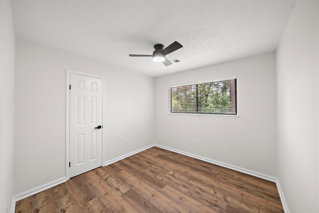 52 S High Oaks Circle, The Woodlands, Texas image 37