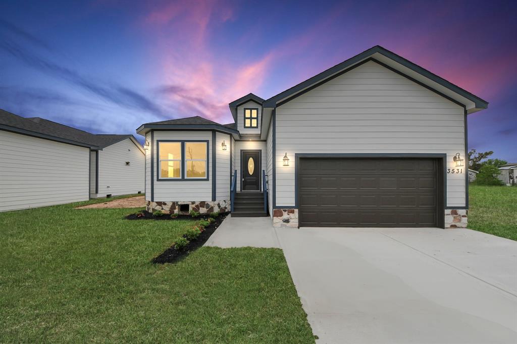 3531 Brook Valley Drive, Brookshire, Texas image 1