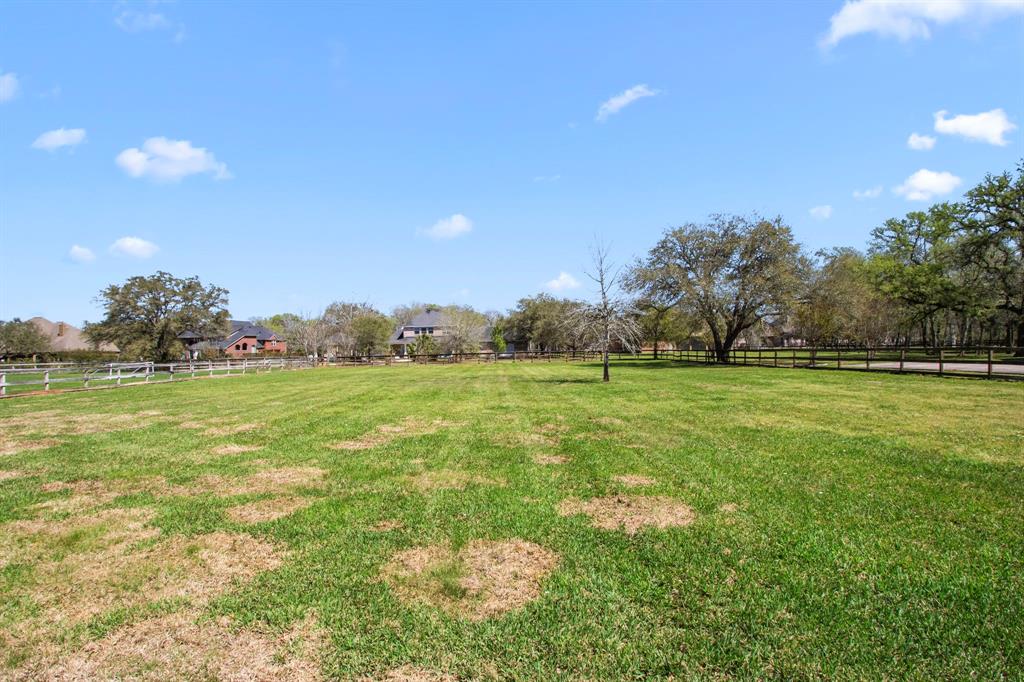 3610 Wellspring Lake Drive, Fulshear, Texas image 37