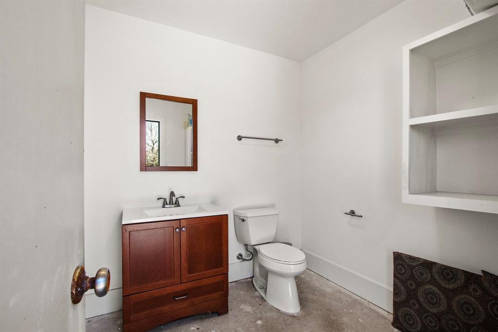 3610 Wellspring Lake Drive, Fulshear, Texas image 32