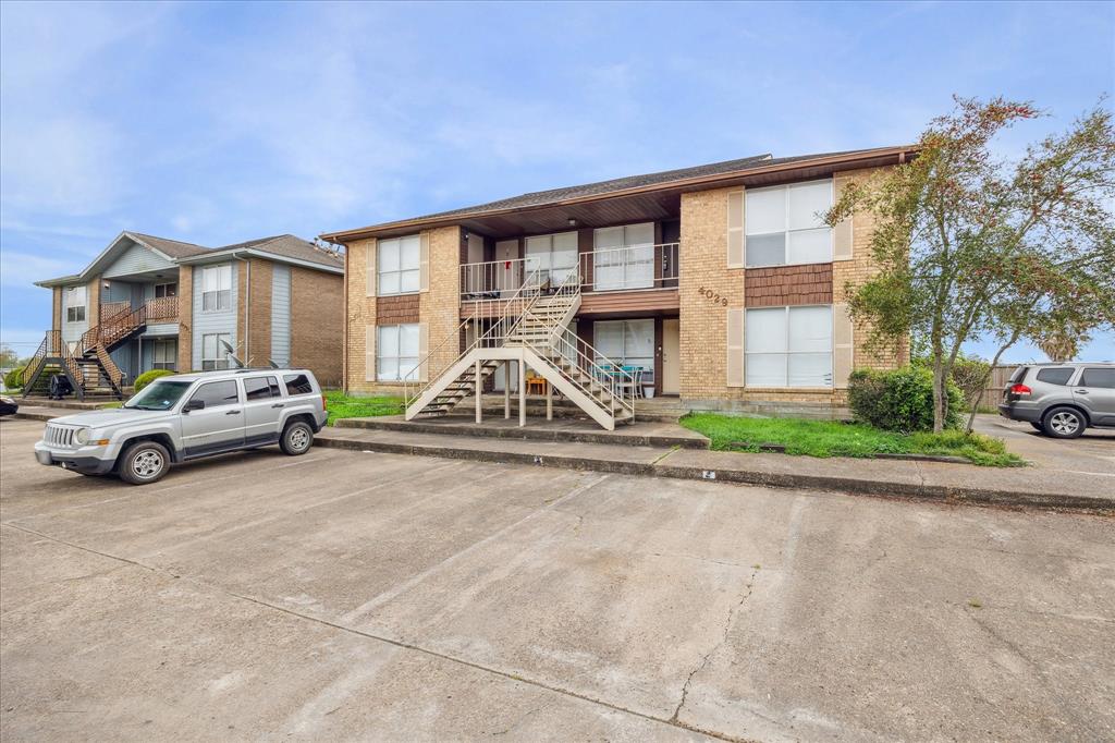 4029 Briar Hollow Drive