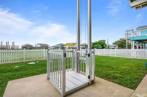 A home in Crystal Beach