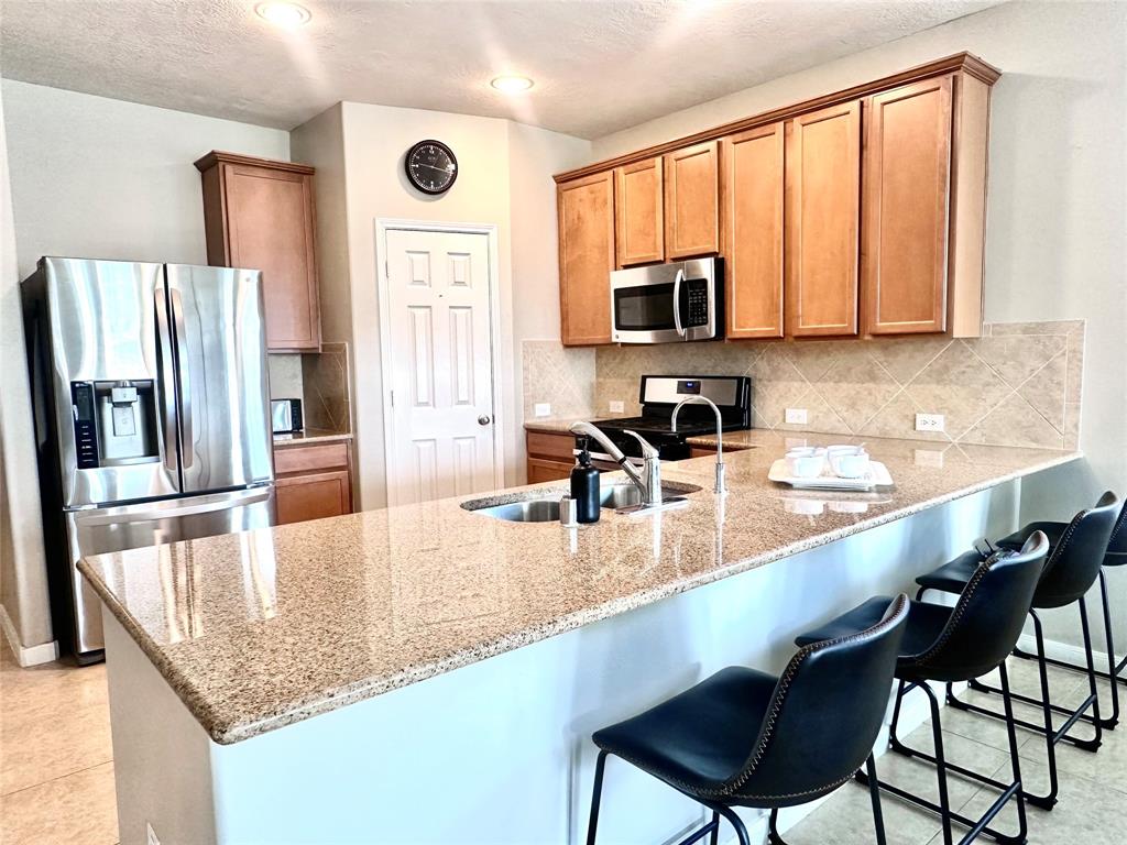 23618 Plantation Pines Lane, Tomball, Texas image 5