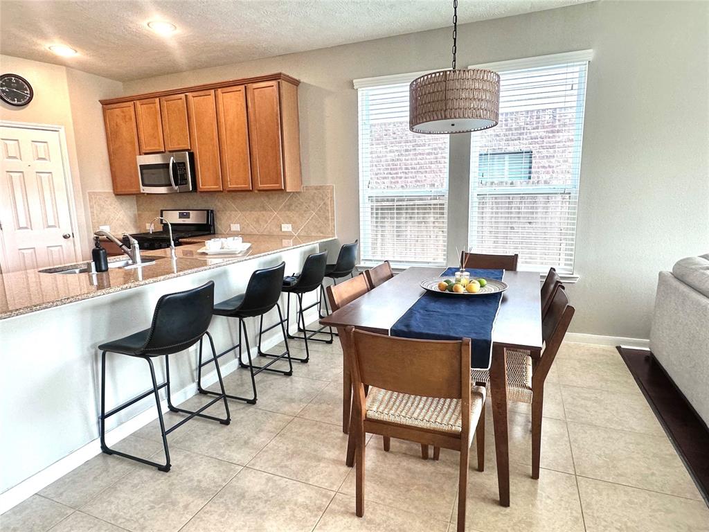 23618 Plantation Pines Lane, Tomball, Texas image 4