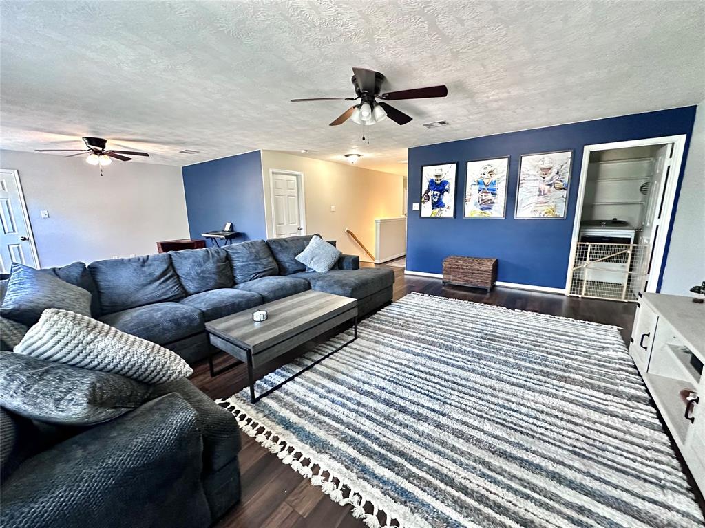 23618 Plantation Pines Lane, Tomball, Texas image 11
