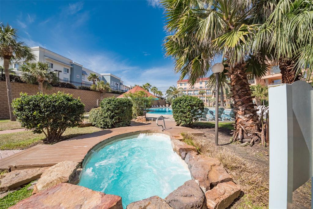 9520 Seawall Boulevard #108, Galveston, Texas image 25