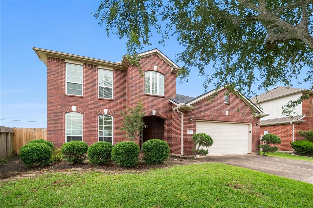 3026 Ripple Bend Court, Pearland, Texas image 2
