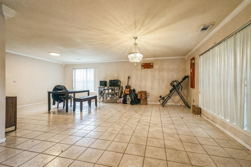 18006 Hobby Forest Lane, Humble, Texas image 3
