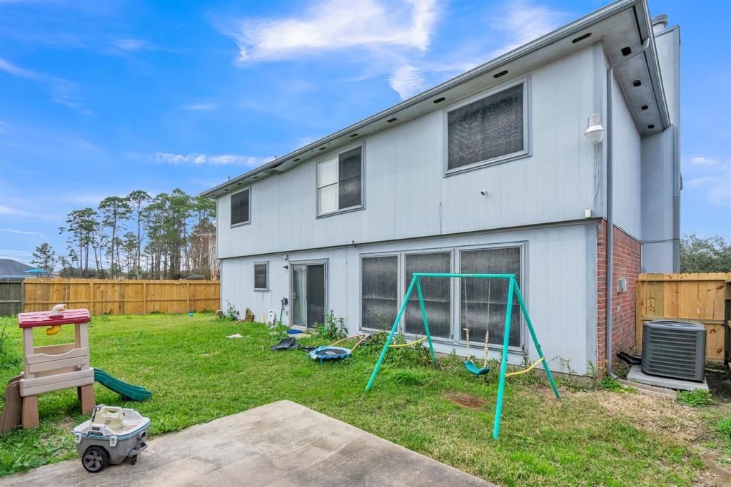 18006 Hobby Forest Lane, Humble, Texas image 30
