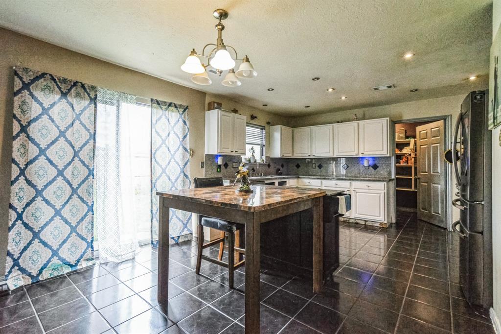 18006 Hobby Forest Lane, Humble, Texas image 8