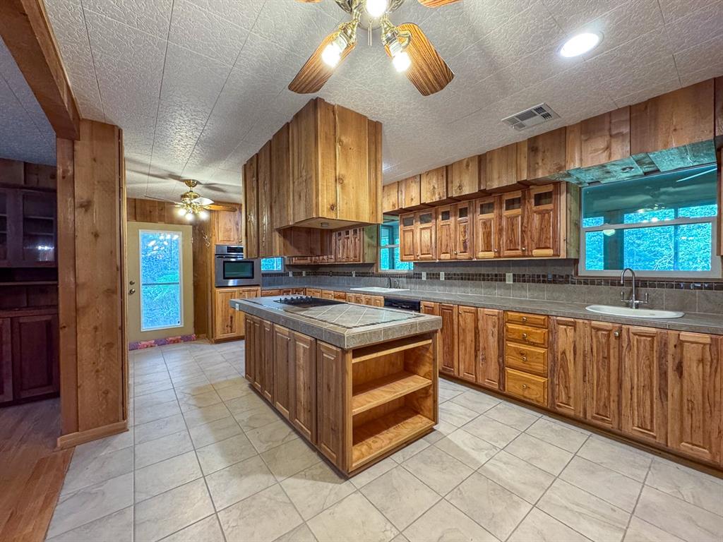 65 Fm 3454, Huntsville, Texas image 9