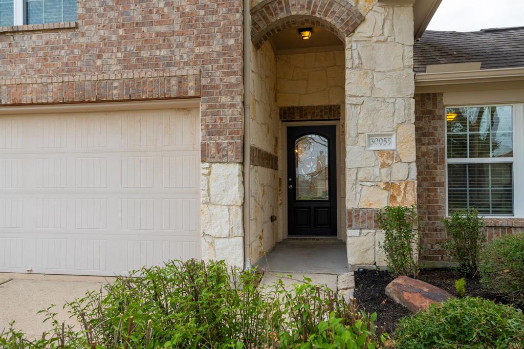 30055 Spring Creek Lane, Brookshire, Texas image 2