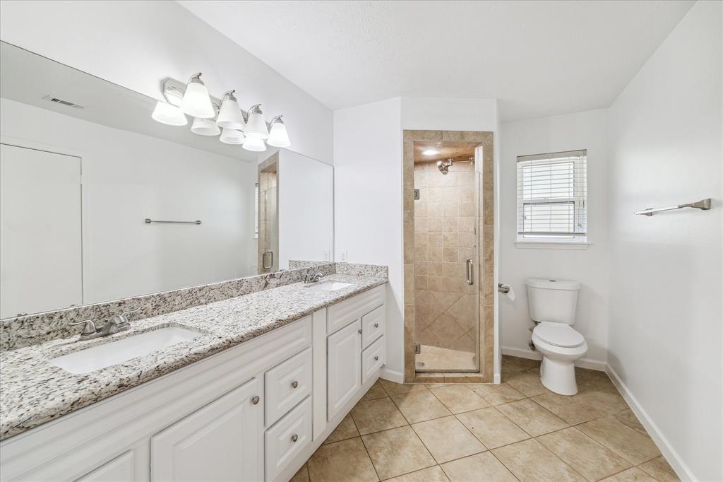 2158 Little Cedar Drive, Kingwood, Texas image 14
