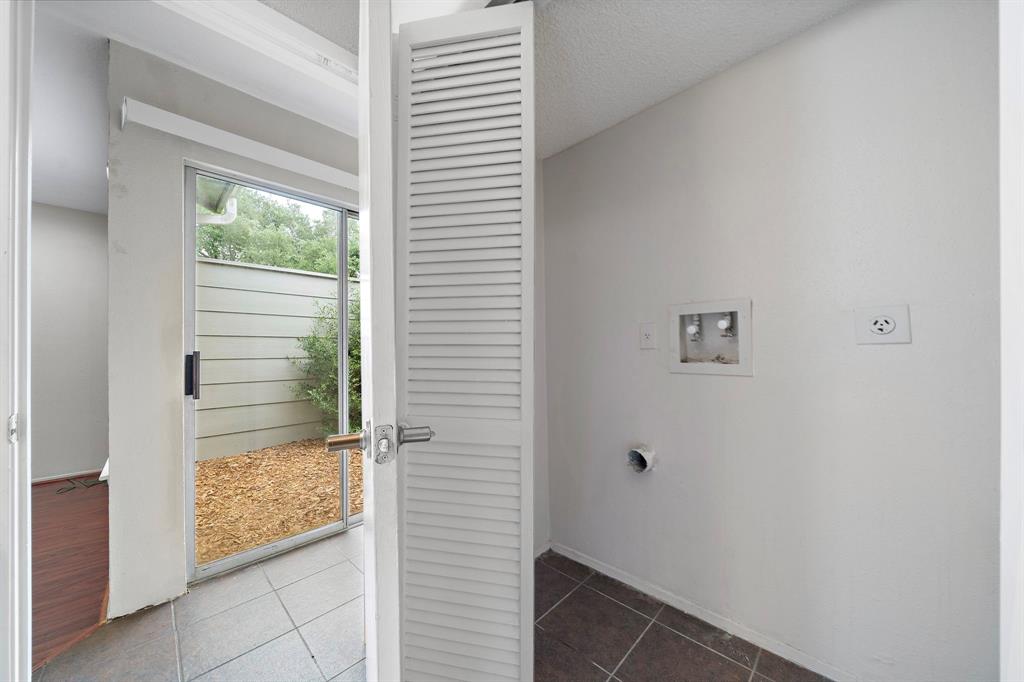 12980 Greenway Chase Court #2980, Houston, Texas image 9