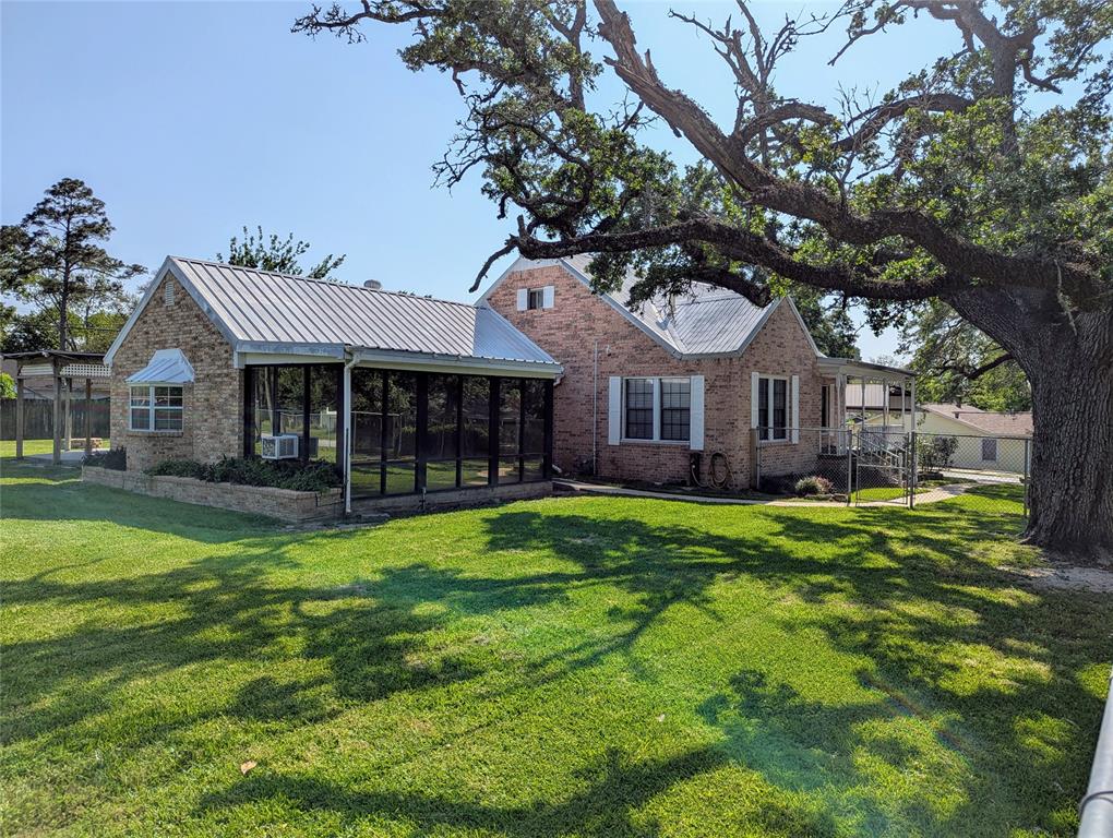 2654 Cos Street, Liberty, Texas image 8
