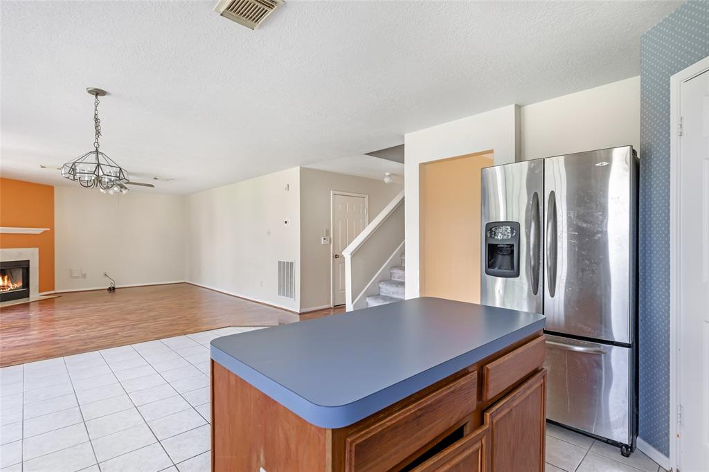 7311 Oak Walk Drive, Humble, Texas image 18