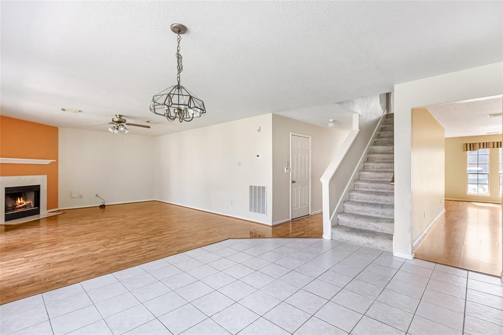 7311 Oak Walk Drive, Humble, Texas image 11