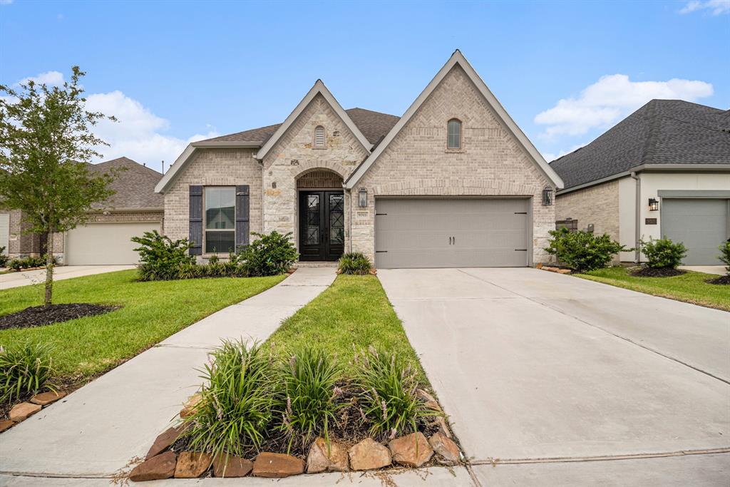 9311 Crescent Mill Drive, Missouri City, Texas image 4