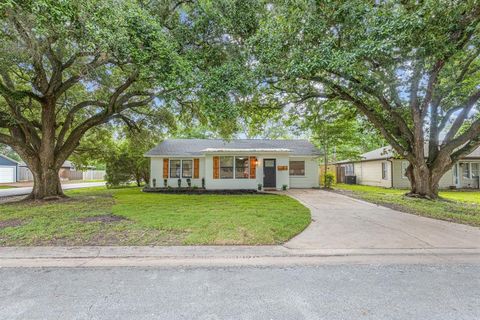 A home in Rosenberg