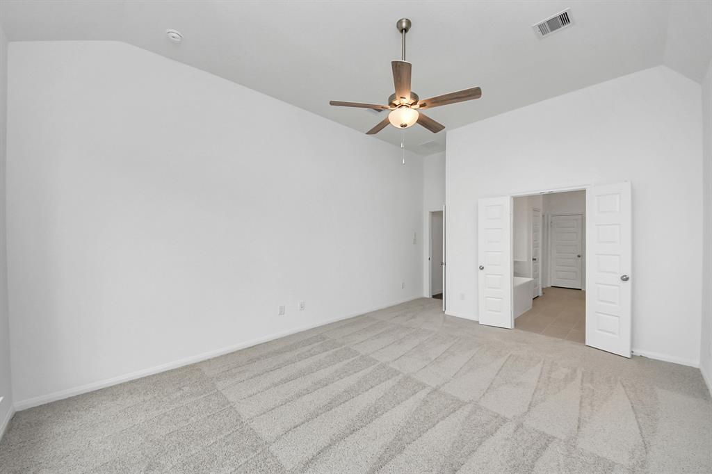 7706 Clover Gully Lane, Katy, Texas image 36