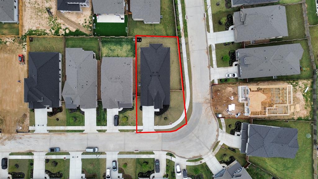 7706 Clover Gully Lane, Katy, Texas image 2