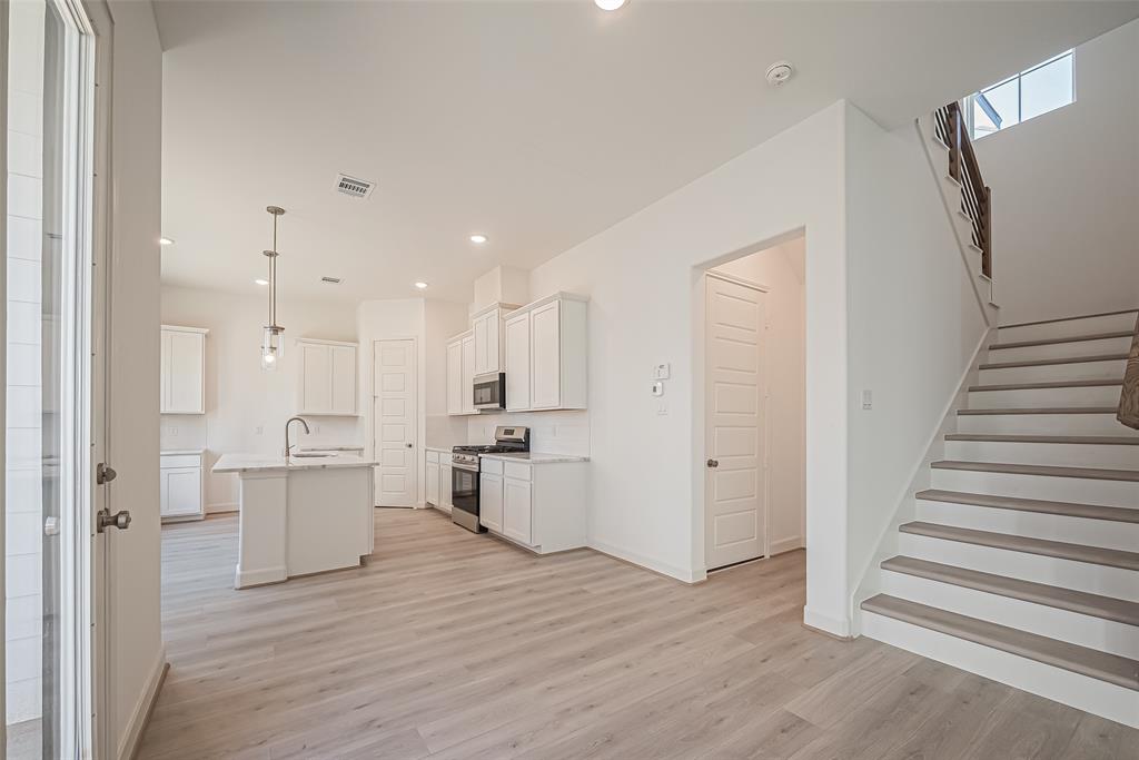 8917 Covenant Place
