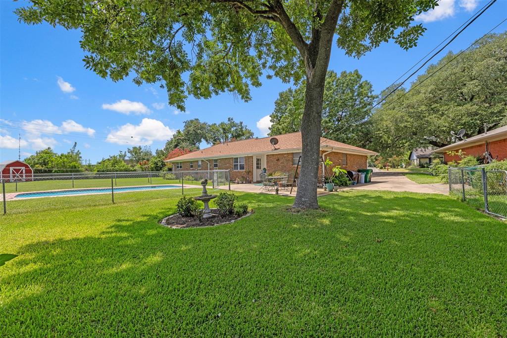 2113 Beazley Street, Brenham, Texas image 19