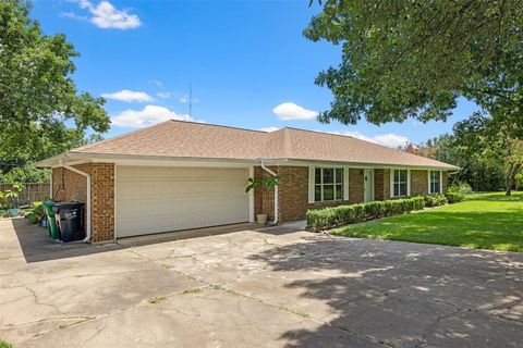 A home in Brenham